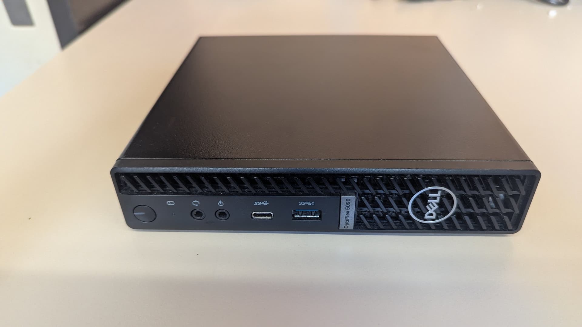 Dell – OptiPlex 5090 Micro – Intel Core i7-11700T – ohne RAM (Barebone) GB RAM – ohne SSD (Barebone) GB SSD – refurbished kaufen bei MJtronics - Ansicht 1